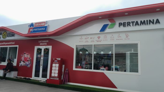 Pertamina Patra Niaga menghadirkan program Serambi MyPertamina di sejumlah SPBU.