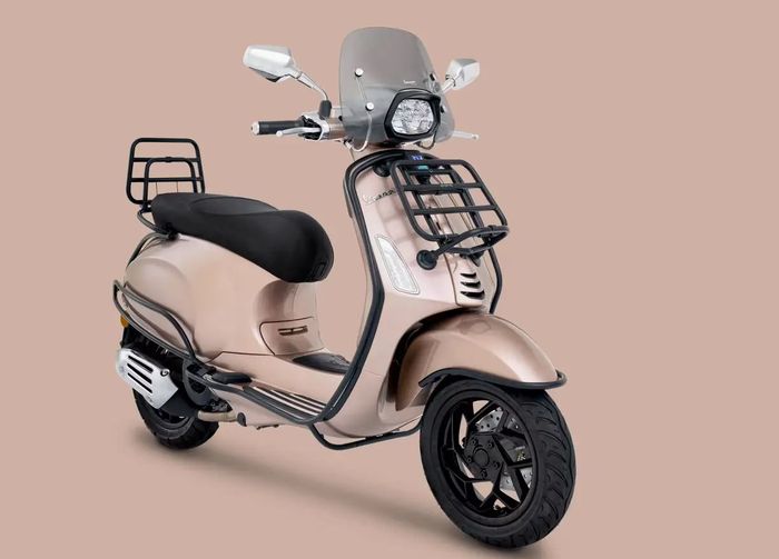 Detail tampilan Vespa Sprint Tech 150 i-Get ABS Touring Edition 2026