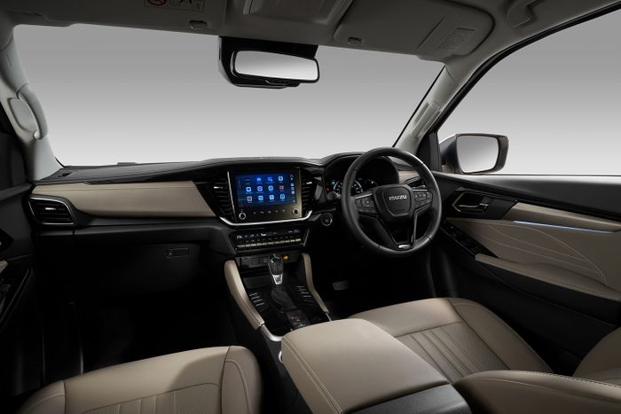 Interior Isuzu MU-X Ultimate.