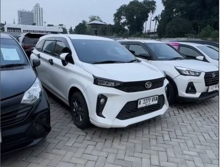 Daihatsu Xenia juga menjadi salah satu unit paling laris di balai lelang IBID