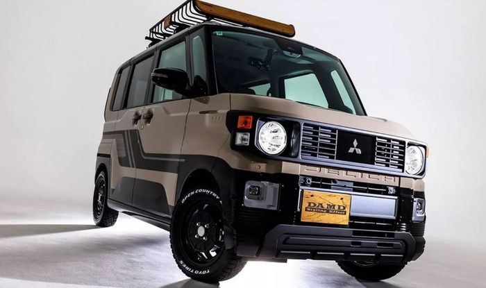 area fascianya mengingatkan pada Mitsubishi Pajero jadul