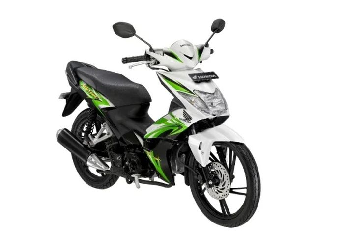 Honda Blade facelift dengan desain spakbor depan baru