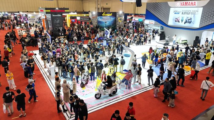 Pameran sepeda motor IMOS 2025