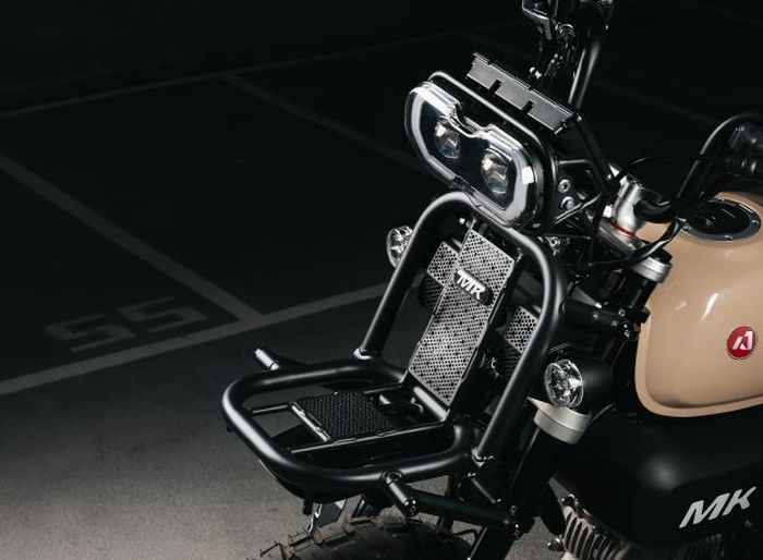 area fascia MK150 dilengkapi rak dan headlamp LED