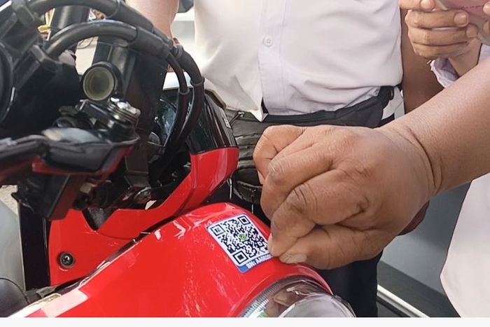 Barcode stiker parkir berlangganan di kota Medan, Sumatera Utara