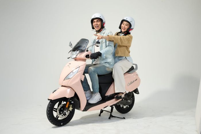 TVS Callisto 125 dengan warna baru, dibanderol dengan harga Rp 22,8 juta OTR Jakarta