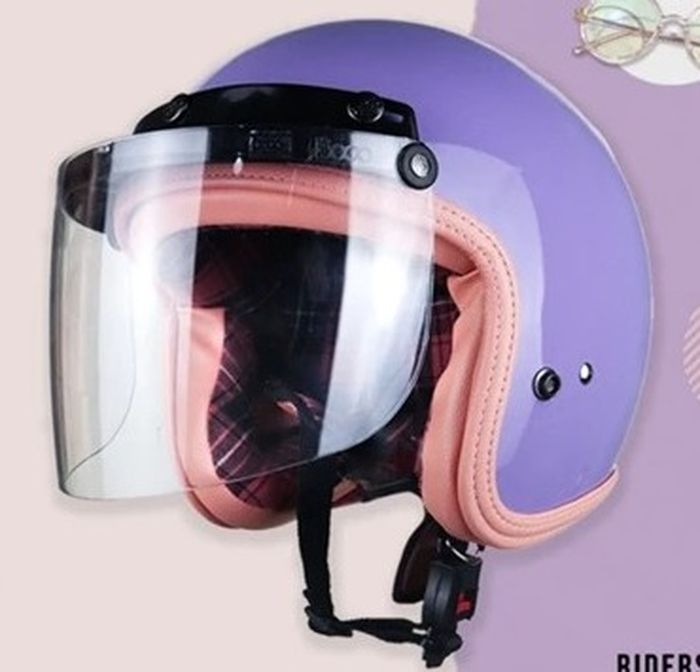 Helm sada Rosa