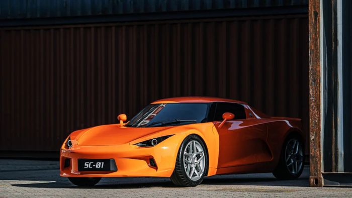 Roadster Listrik SC01