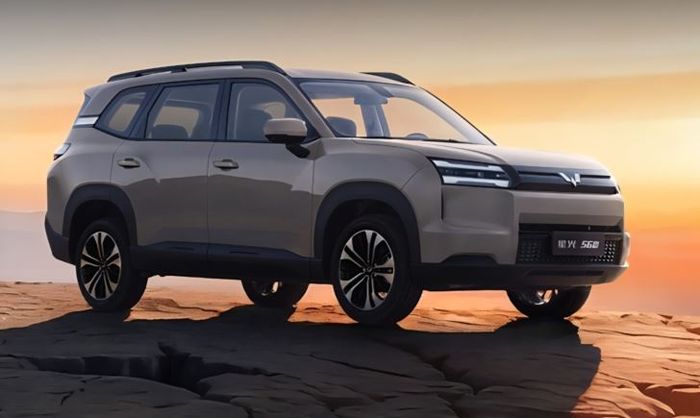 tampilan Wuling Starlight 560 versi BEV