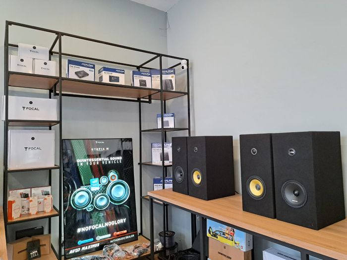 Auto Maximus juga memberikan promo pembelian speaker 3-Way dan subwoofer Focal Utopia M dengan hadiah langsung iPhone 17 Pro Max tanpa undian.