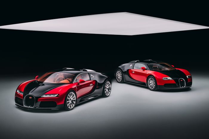 Bugatti FKP Hommage bersama Bugatti Veyron asli.