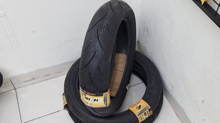 Ban semi soft compound Tomimoto dijual mulai dari Rp 200 ribuan 