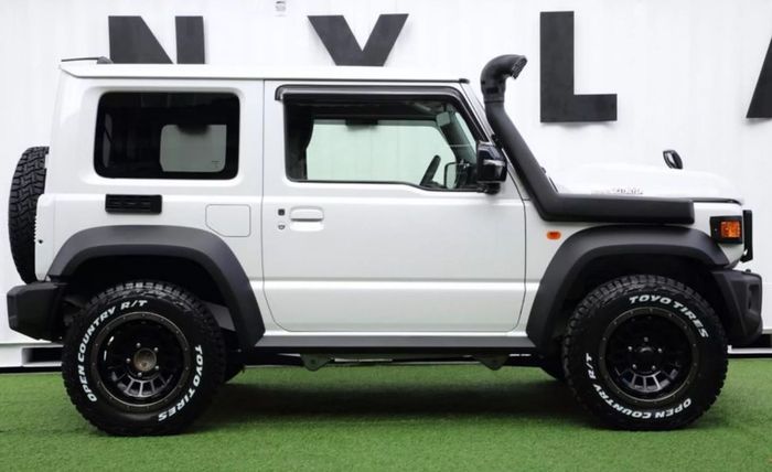 fitment samping terasa pas dengan ban Toyo Open Country R T