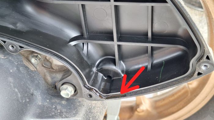 Box filter udara yang basah menandakan oli mesin yang menguap 