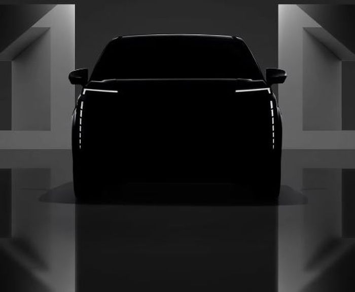 Siluet mobil baru GAC Indonesia yang akan meluncur di IIMS 2026, diduga kuat bernama E9 atau M8 bermesin PHEV