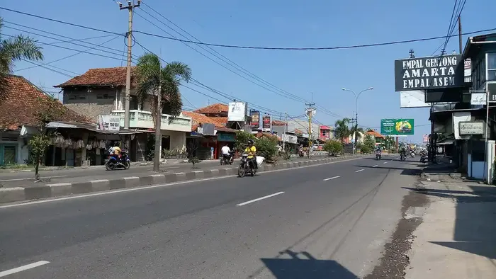Jalur Pantura di kota Cirebon, Jawa Barat