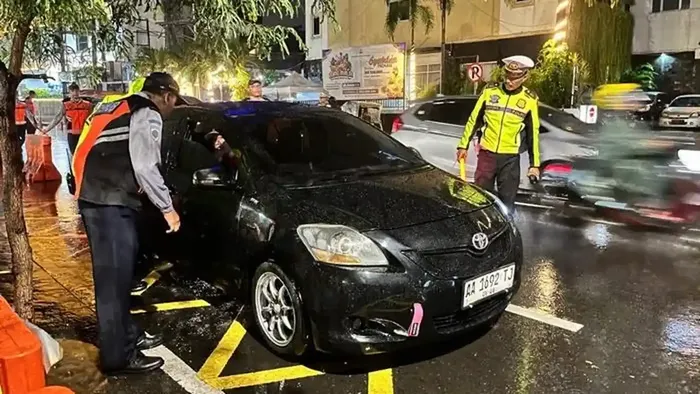 Penertiban parkir liar sembarangan di kawasan Jalan Pasar Kembang, kota Yogyakarta