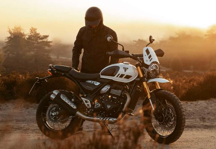 Triumph Scrambler 400 XC