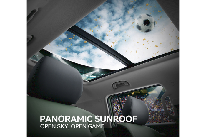 Panoramic Sunroof tersedia di varian BJ30 HEV tipe PRIME dan ADVENTURE 