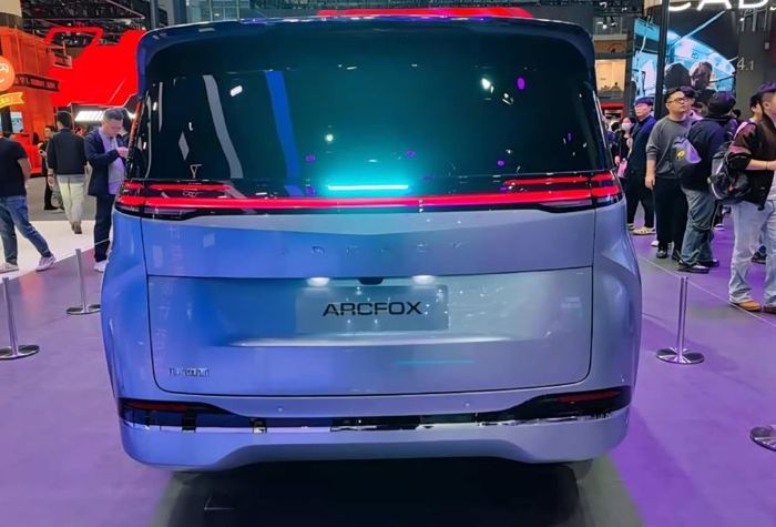 detail belakang Arcfox Wendao V9