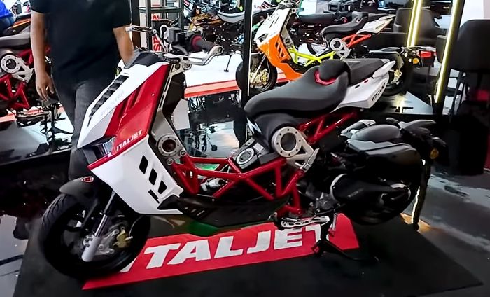 Italjet Dragster R200, tampang masih mirip pendahulunya yang Rp 60 juta lebih mahal.