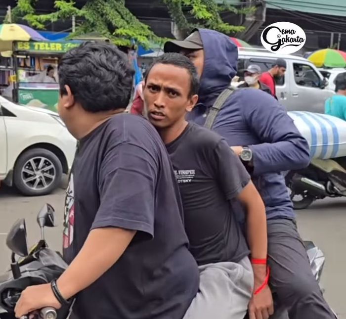Penangkapan para tukang parkir liar kawasan Tanah Abang, Jakarta Pusat setelah viral tarif motor Rp 60.000 dan mobil Rp 100.000