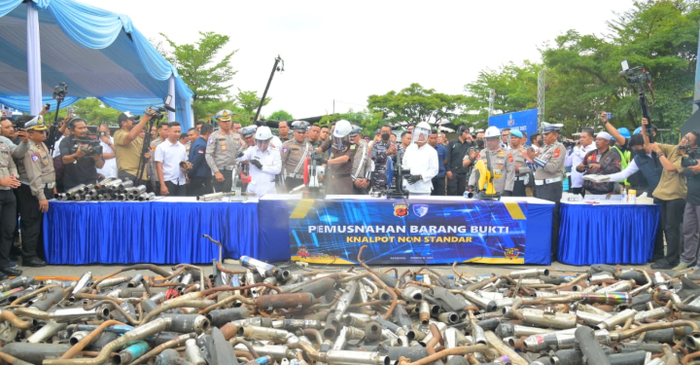 Polda Jawa Barat musnahkan ribuan unit knalpot brong, (18/2/26)