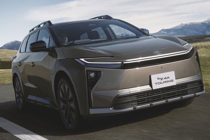 Toyota bZ4X Touring meluncur di Jepang.