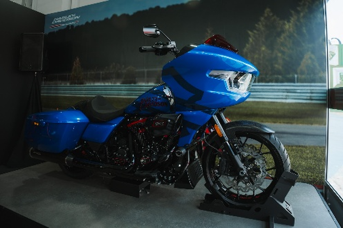 CVO Road Glide ST