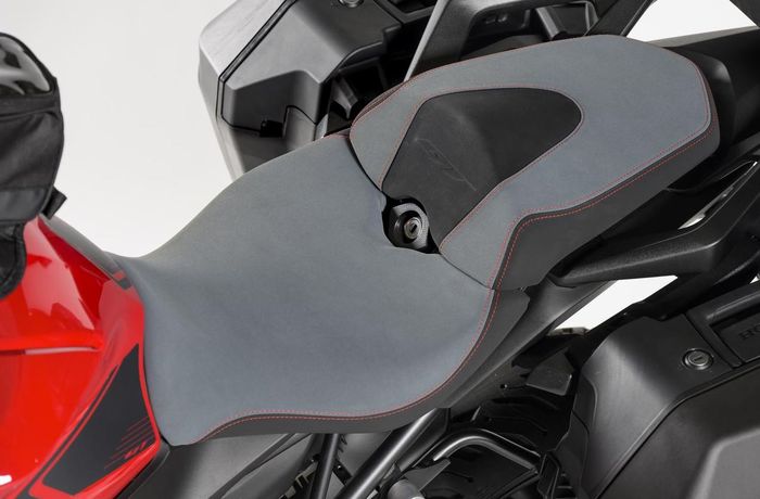 detail jok Honda CB1000GT