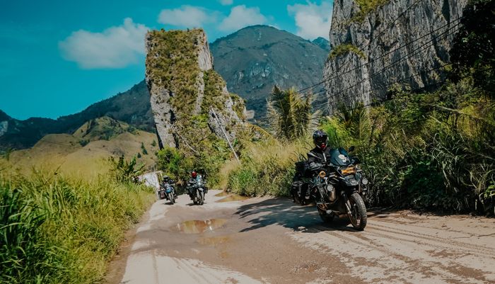 Salah satu agenda rutin yang akan terus digelar adalah Weekend Adventure, yakni touring bulanan ke berbagai destinasi menarik di dalam maupun luar kota.