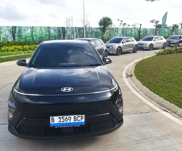 Acara dimulai dengan konvoi bersama dari Lebak Bulus ke tempat acara