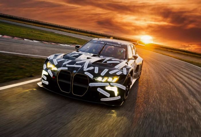 fascia BMW M3 Touring 24H