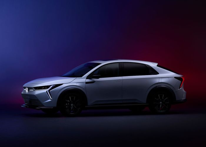 Teaser Honda Insight.