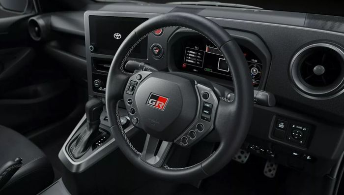 stir baru Toyota GR Yaris model 2026 mirip Nissan GT-R R35