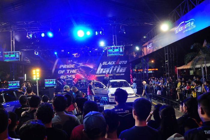 kontes Djarum Black. Jadi arah modifikasi nasional 