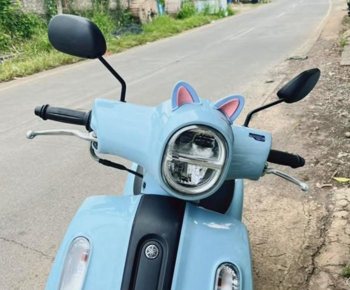 Pasang kuping tambahan di Yamaha Fazzio