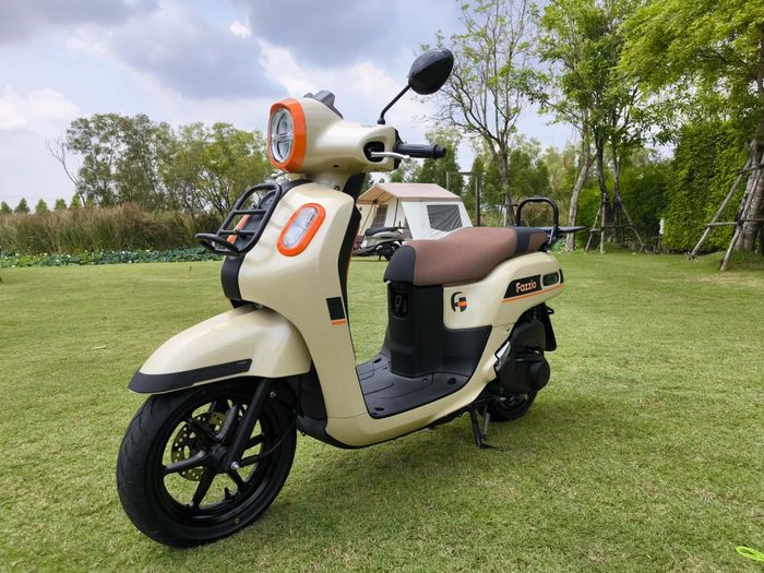 Yamaha Fazzio Outdoor Fashion