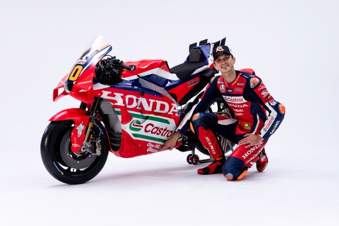 Dukungan FIFGROUP melalui FIFASTRA terhadap Honda Racing Corporation (HRC) Factory Team diharapkan dapat memperkuat ekosistem sepeda motor Honda sekaligus mendekatkan atmosfer MotoGP kepada pelanggan dan pecinta sepeda motor di Indonesia.