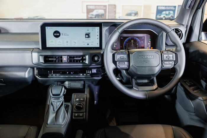 Interior Toyota Land Cruiser FJ.