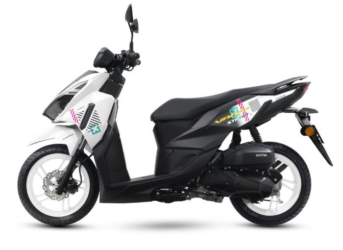 tampak samping Honda Vario 125 Street