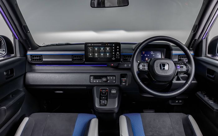 Interior Honda Super-N.