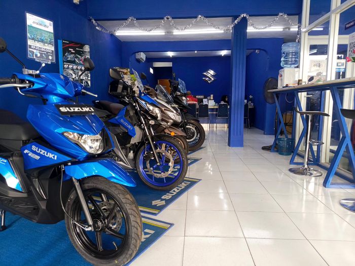 Terbaru, mereka meresmikan lima dealer motor baru berkonsep 3S (Sales, Service, Spare Part) di Solo, Depok, Tambun, Surabaya, dan Cakung.