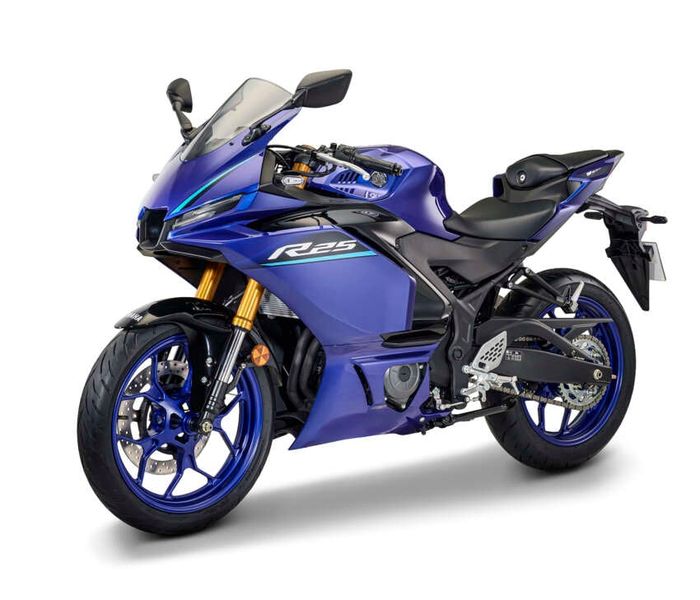 Warna baru yamaha R25 di Malaysia