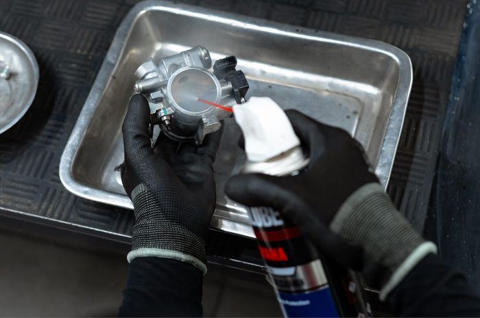 Servis motor di bengkel resmi Yamaha dengan garansi sampai 30 hari