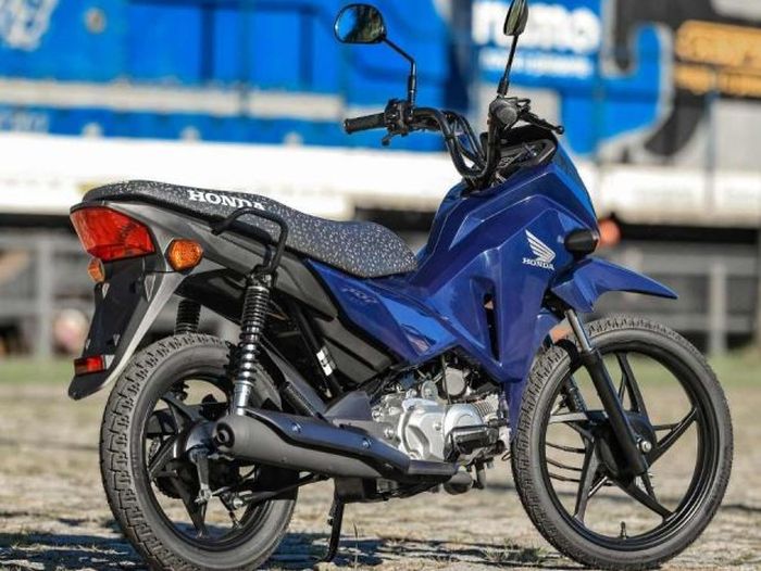 bagian belakang Honda Pop 110i ES