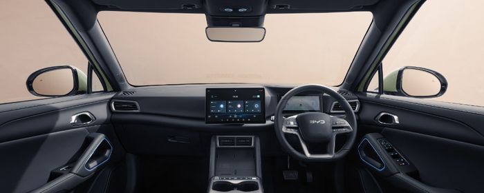Interior BYD Atto 2 versi Malaysia