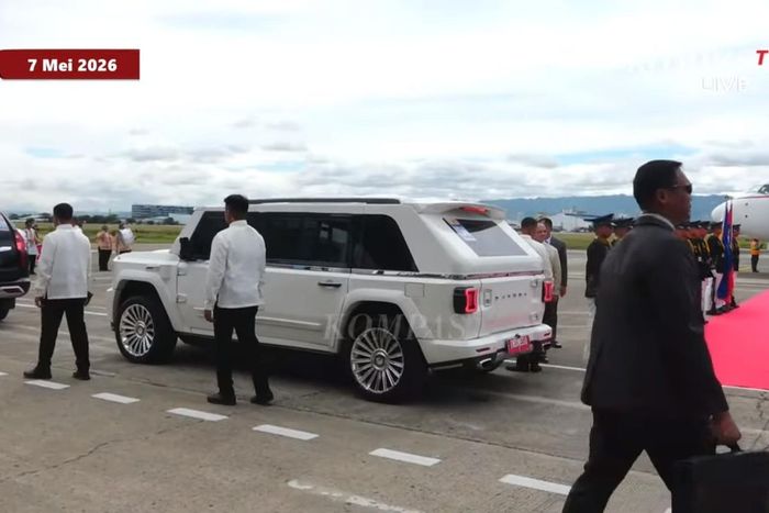 Maung MV3 Garuda Limousine dibawa Presiden Prabowo ke Filipinan untuk menghadiri KTT ke-48 ASEAN