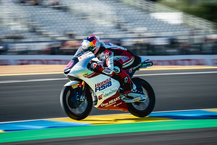 Pembalap Honda Team Asia, Veda Ega Pratama