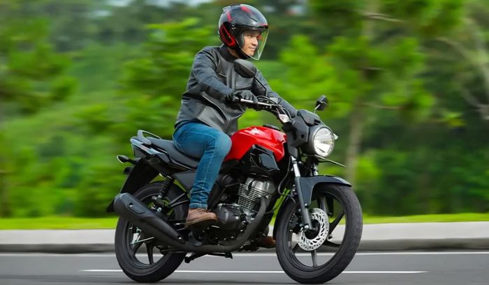 detail tampilan Honda CB150 Verza